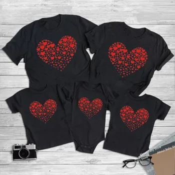 Одинаковые рубашки для семьи с забавным принтом в виде сердца, хлопковые футболки для детей 