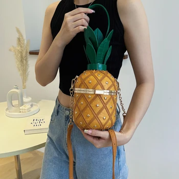 Симпатичная сумка через плечо в стиле ананаса, роскошная сумка с заклепками и фруктами, дизайнерские забавные кошельки для женщин, сумки для вечеринок 2023 года.