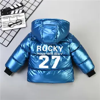 Детская одежда Зимняя хлопчатобумажная куртка для мальчиков 2023 года Новая Детская Утолщенная хлопчатобумажная куртка Красивая Блестящая хлопчатобумажная куртка